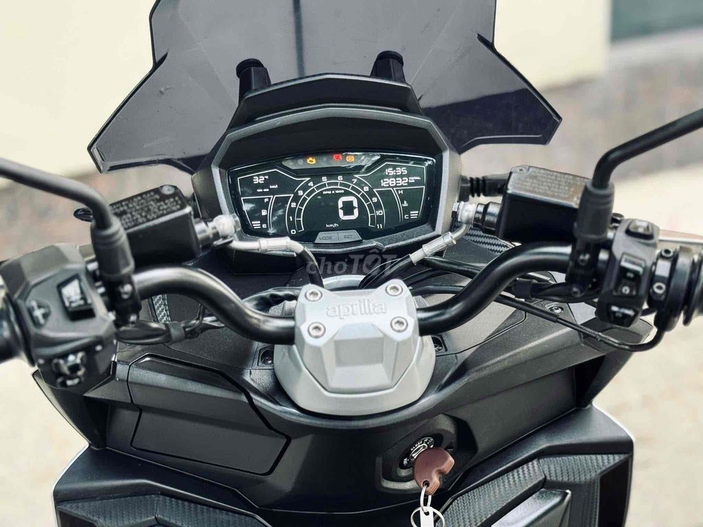 Aprilia SR GT 200. Mua bán Xe máy tại Quận Cầu Giấy Hà Nội được đăng bởi Tuấn Việt Motor hình 4