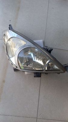 Đèn pha Toyota Innova 2006-2011 (bên phụ). Mua bán Phụ tùng xe tại Thị xã Bến Cát Bình Dương được đăng bởi binh nguyen quang