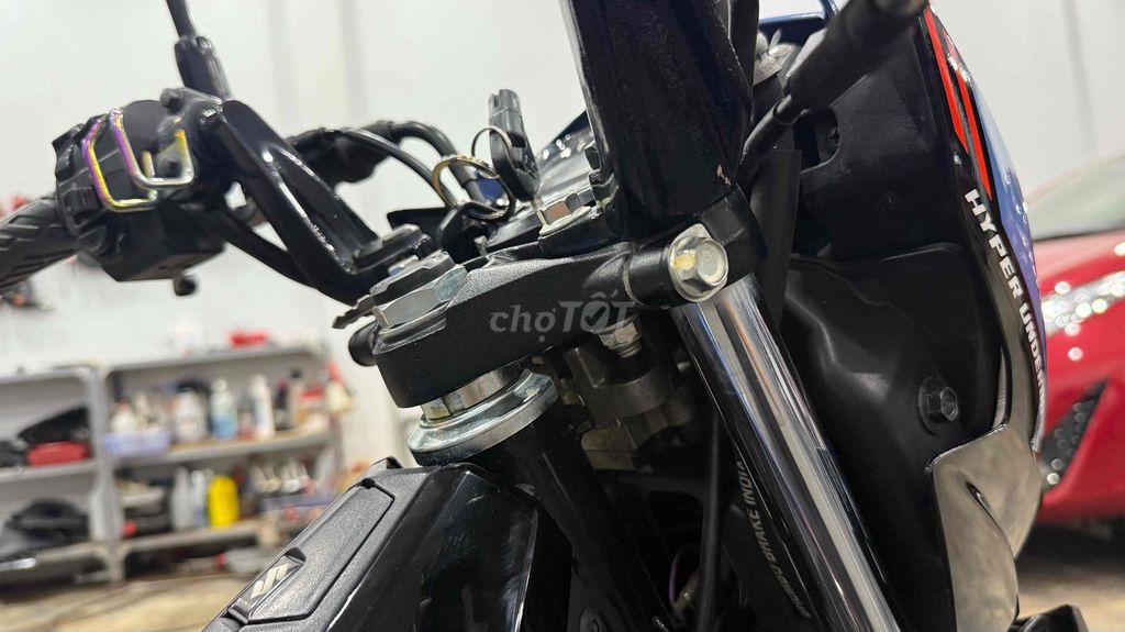 RAIDER 150 CỌP LĂN BÁNH 6000KM BAO ZIN. Mua bán Xe máy tại Thành phố Long Khánh Đồng Nai được đăng bởi Cửa Hàng Xe Máy Cũ Thành Phát Đồng Nai hình 5