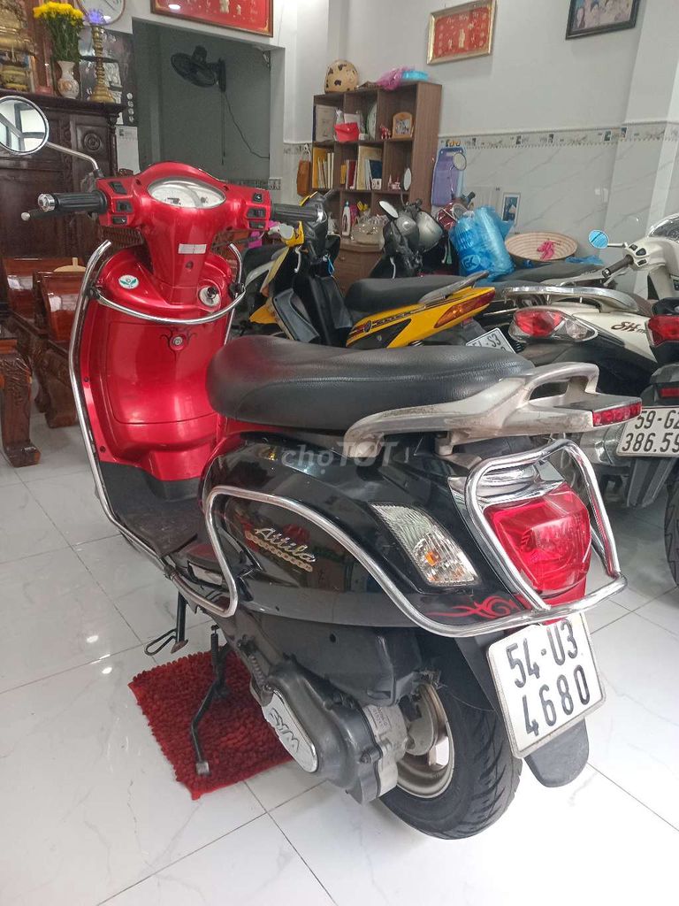 SYM Attila Elizabeth Đỏ đen. Mua bán Xe máy tại Quận 7 Tp Hồ Chí Minh được đăng bởi Lê Xuân Thứ hình 5