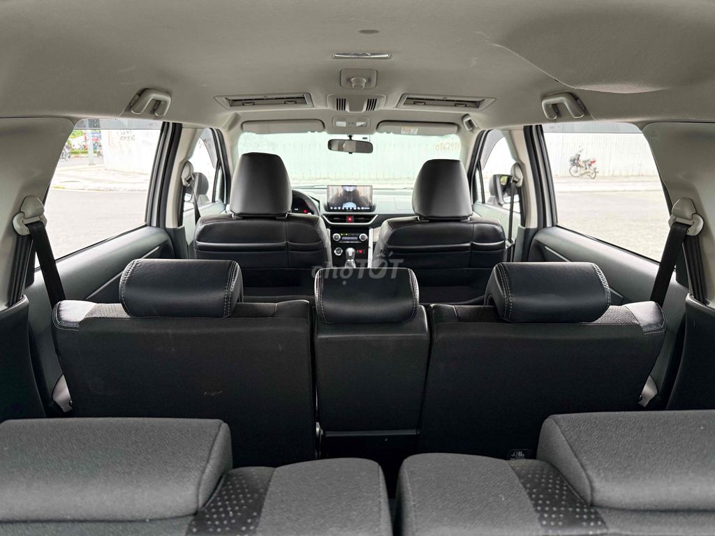 Toyota Veloz Cross 2022 CVT - 71000 km. Mua bán Ô tô tại undefined undefined được đăng bởi Dong Doanh hình 16