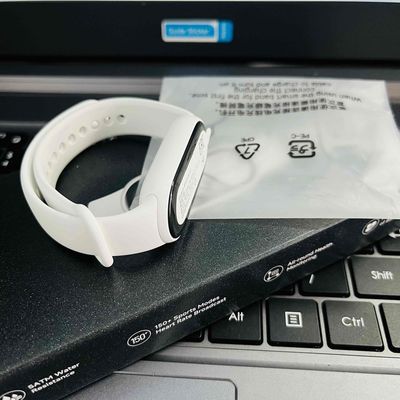 XIAOMI MIBAND 10 Gốm Trắng. Mua bán Thiết bị đeo thông minh tại Quận Gò Vấp Tp Hồ Chí Minh được đăng bởi An