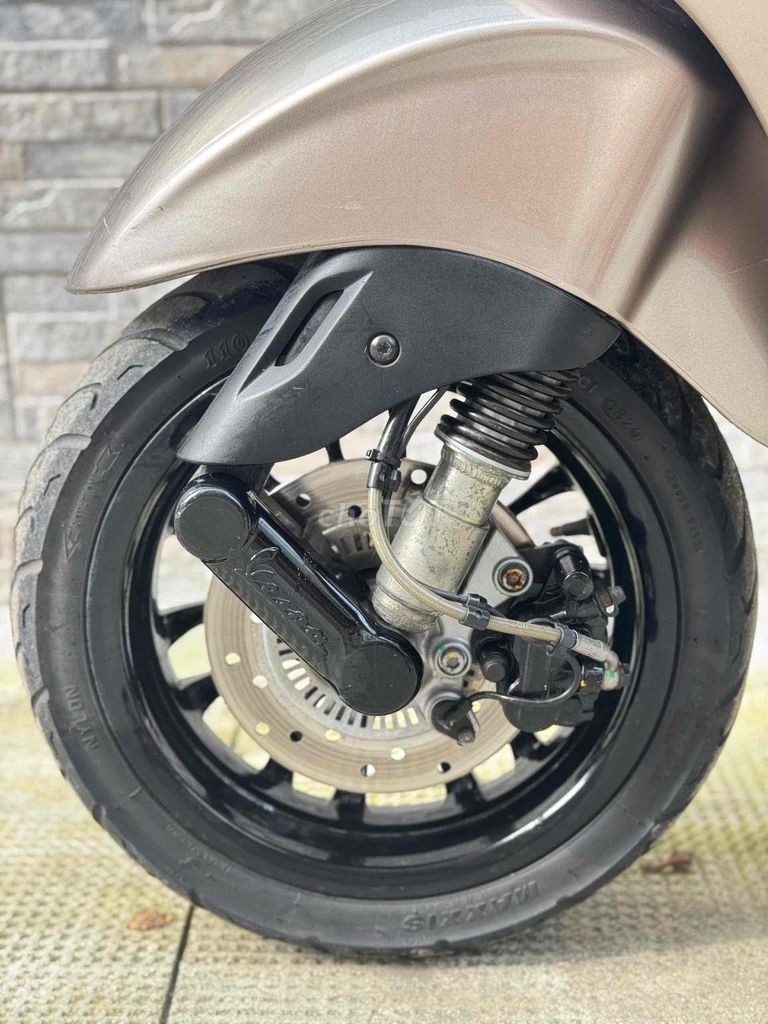 Siêu Phẩm Vespa Cũ máy Zin Màu Hồng TFT. Mua bán Xe máy tại Quận Bình Thạnh Tp Hồ Chí Minh được đăng bởi Lê Hữu Hoài hình 8