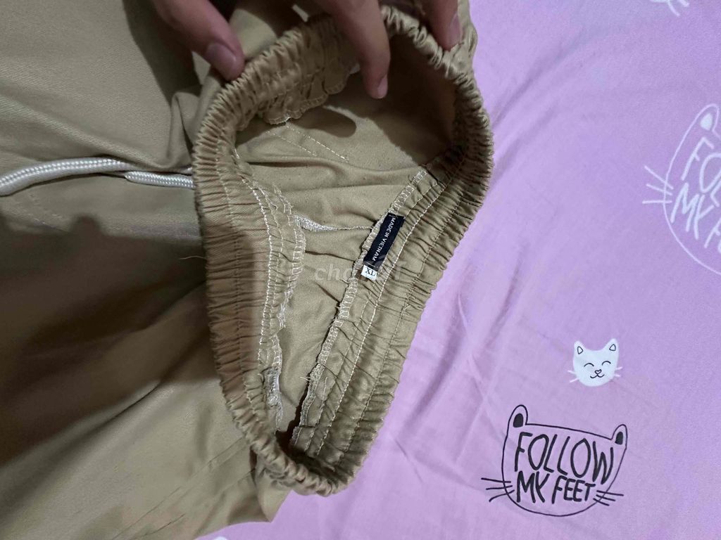 Quần jogger Unisex Vải Nâu XL Việt Nam. Mua bán Quần áo tại Quận Tân Bình Tp Hồ Chí Minh được đăng bởi Minh anh hình 1