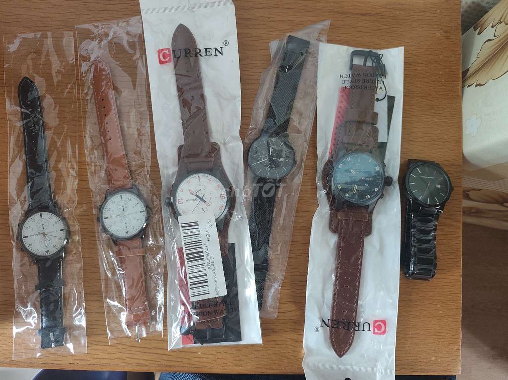 Đồng hồ đeo tay CURREN Nam Dây da. Mua bán Đồng hồ tại Quận 4 Tp Hồ Chí Minh được đăng bởi P Yuthunder hình 1