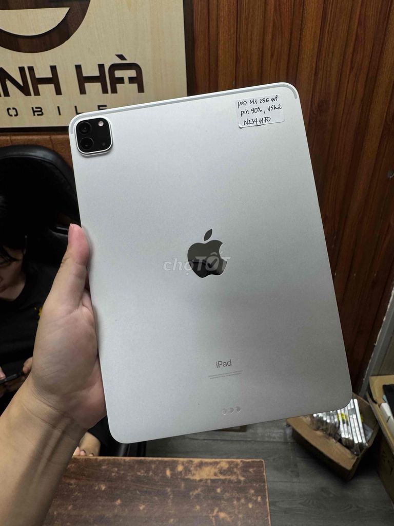 ipad pro m1 256 gb silver pin 90. Mua bán Máy tính bảng tại Quận Hoàng Mai Hà Nội được đăng bởi Cảnh Hà  hình 1