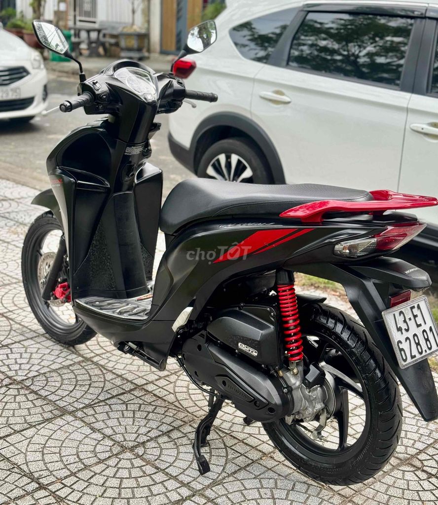 Honda Vision 2023 Thể thao Đen. Mua bán Xe máy tại Quận Sơn Trà Đà Nẵng được đăng bởi Anh Thành hình 5