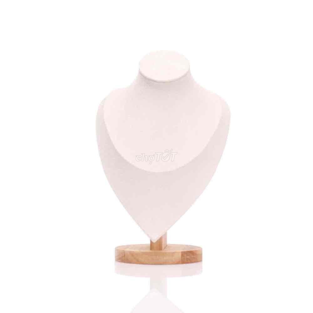 Giá đỡ trang sức Gỗ Vải Trắng kem. Mua bán Phụ kiện thời trang khác tại Thành phố Thủ Đức Tp Hồ Chí Minh được đăng bởi Đào hình 1