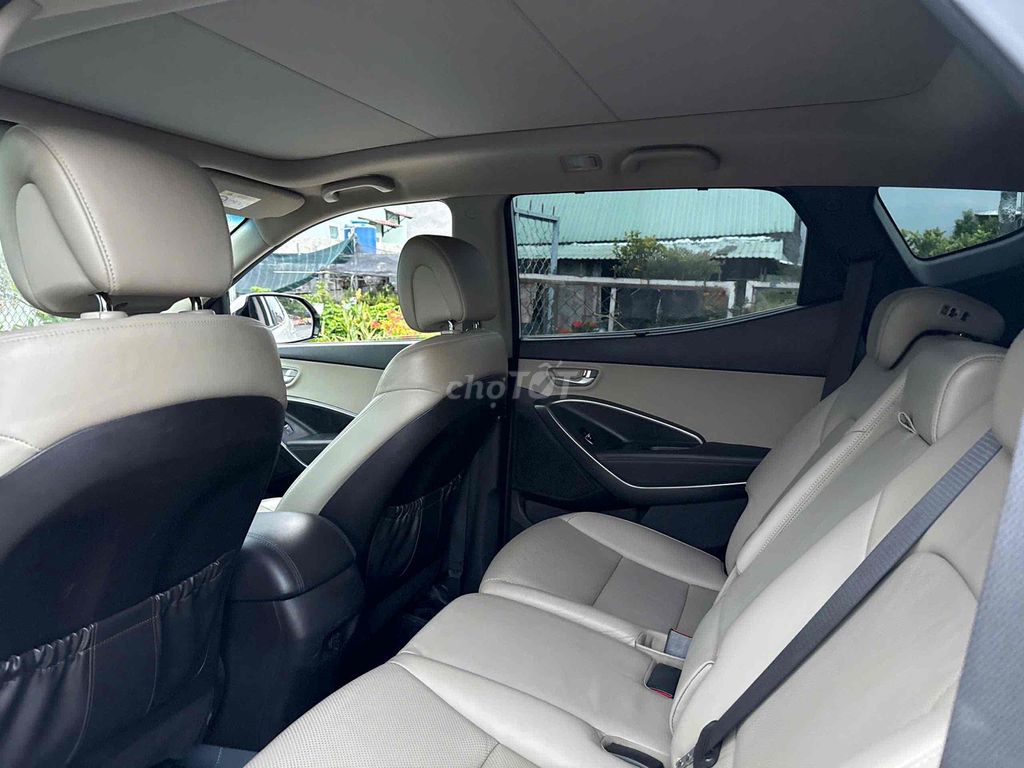 Hyundai Santa Fe 2016 2.4 AT 4 WD - 75000 km. Mua bán Ô tô tại Quận 12 Tp Hồ Chí Minh được đăng bởi A Quý hình 6