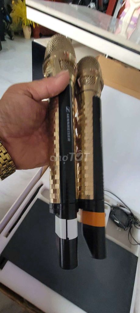 Micro không dây Sennheiser Vàng Đen. Mua bán Tivi, Âm thanh tại Huyện Hóc Môn Tp Hồ Chí Minh được đăng bởi A mau  hình 1