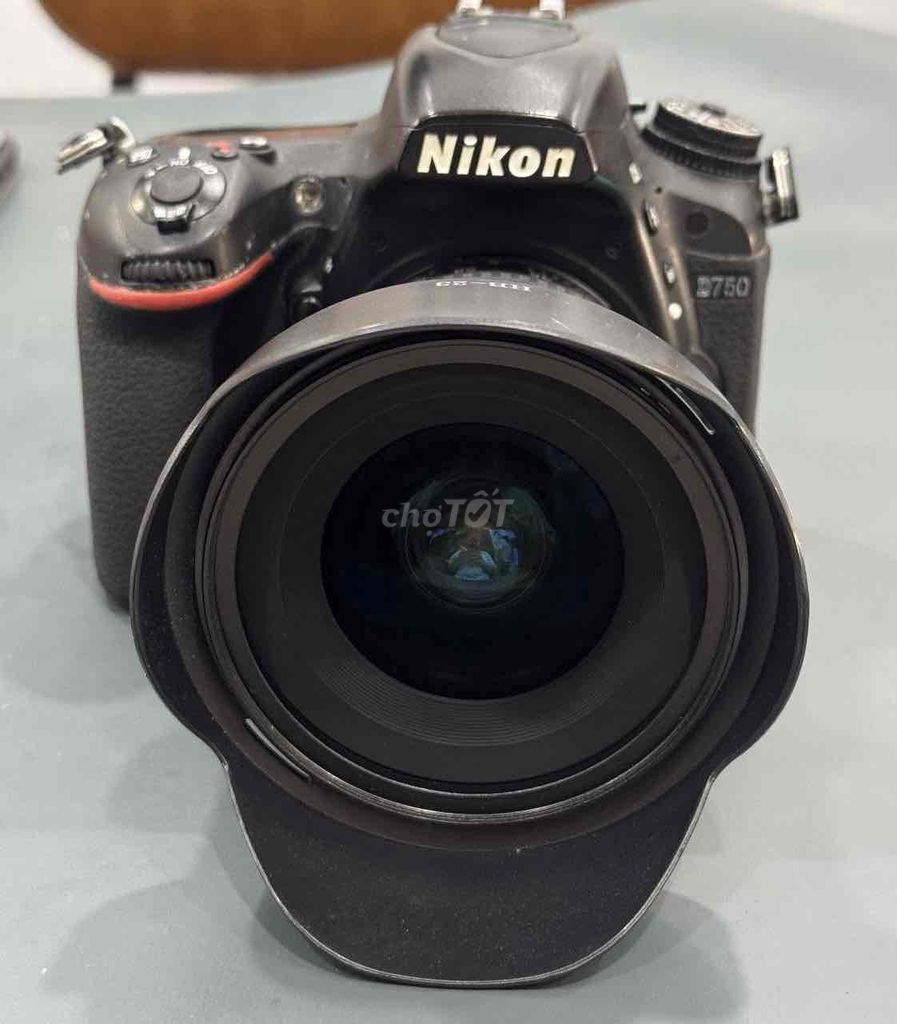 Máy ảnh Nikon D750 fullfamre kèm 18-35mm 98%. Mua bán Máy ảnh, Máy quay tại Quận 5 Tp Hồ Chí Minh được đăng bởi Phan Thế Phong  hình 1