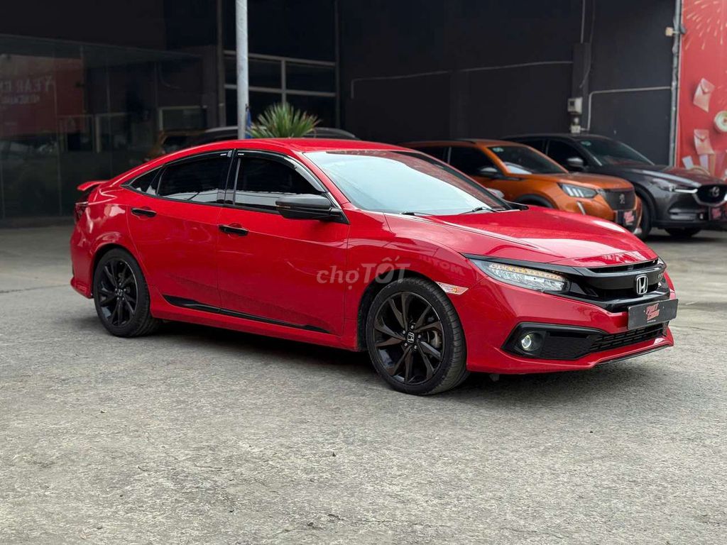 Honda Civic RS 2019 1.5 Turbo, màu đỏ,59000 km. Mua bán Ô tô tại Quận Bình Tân Tp Hồ Chí Minh được đăng bởi Son Do hình 2
