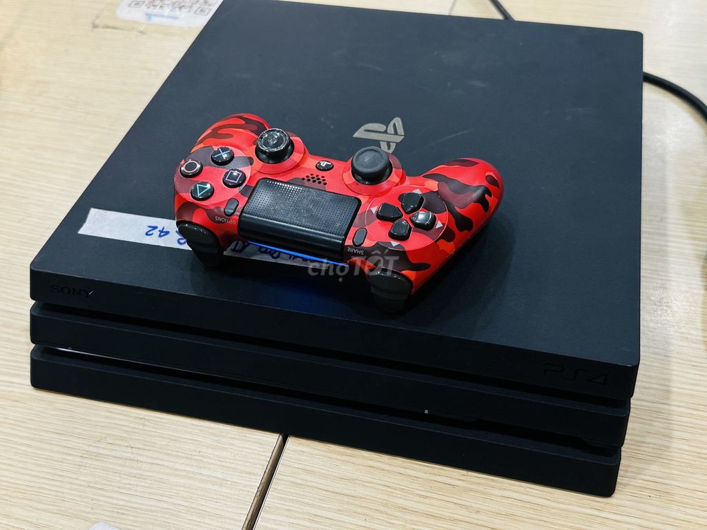 PS4 PRO 4K HDR 1TB THA HỒ LƯU TRỮ DỮ LIỆU