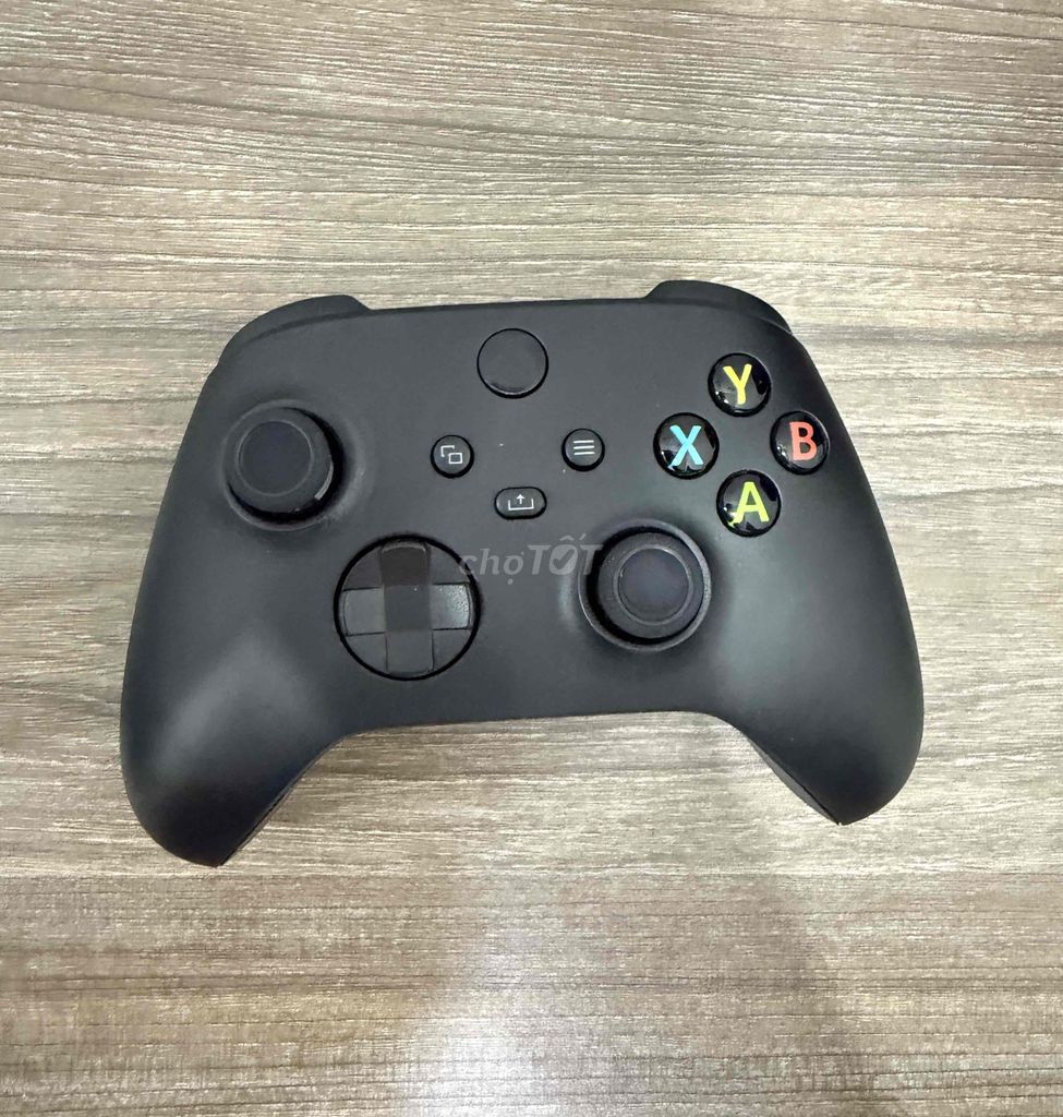 Tay cầm Xbox Series X Đen đã sử dụng. Mua bán Thiết bị chơi game tại Quận Thanh Xuân Hà Nội được đăng bởi Hoàng Ninh hình 1