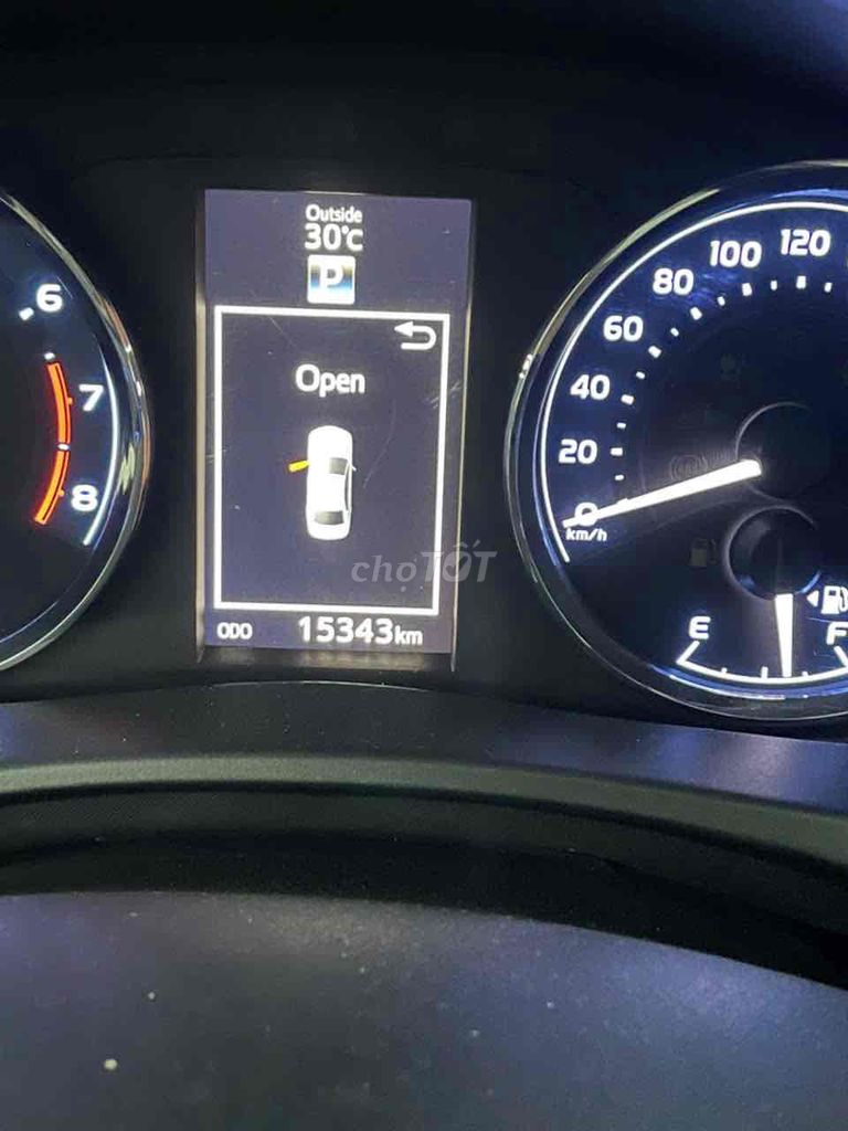 Trả 200tr Corolla Altis 2020 1.8E CVT - 15000 km. Mua bán Ô tô tại Quận Ninh Kiều Cần Thơ được đăng bởi Thái Thanh hình 3