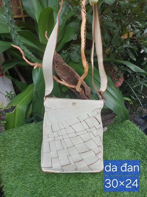 Túi da đan màu trắng. Mua bán Túi xách tại Quận Tân Phú Tp Hồ Chí Minh được đăng bởi bi bi