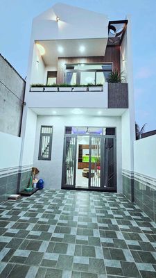 🚌🚌 Bán Nhà Đẹp Như Mơ ! shr 2tỷ 380 tr còn thuong luong. Mua bán nhà ở tại Huyện Đức Hòa Long An được đăng bởi TRANG VÕ BDS 