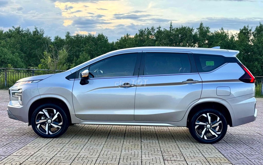 Mitsubishi Xpander 2024 Premium 1.5 AT - 7000 km. Mua bán Ô tô tại Quận Cẩm Lệ Đà Nẵng được đăng bởi nguyễn văn khoa hình 6