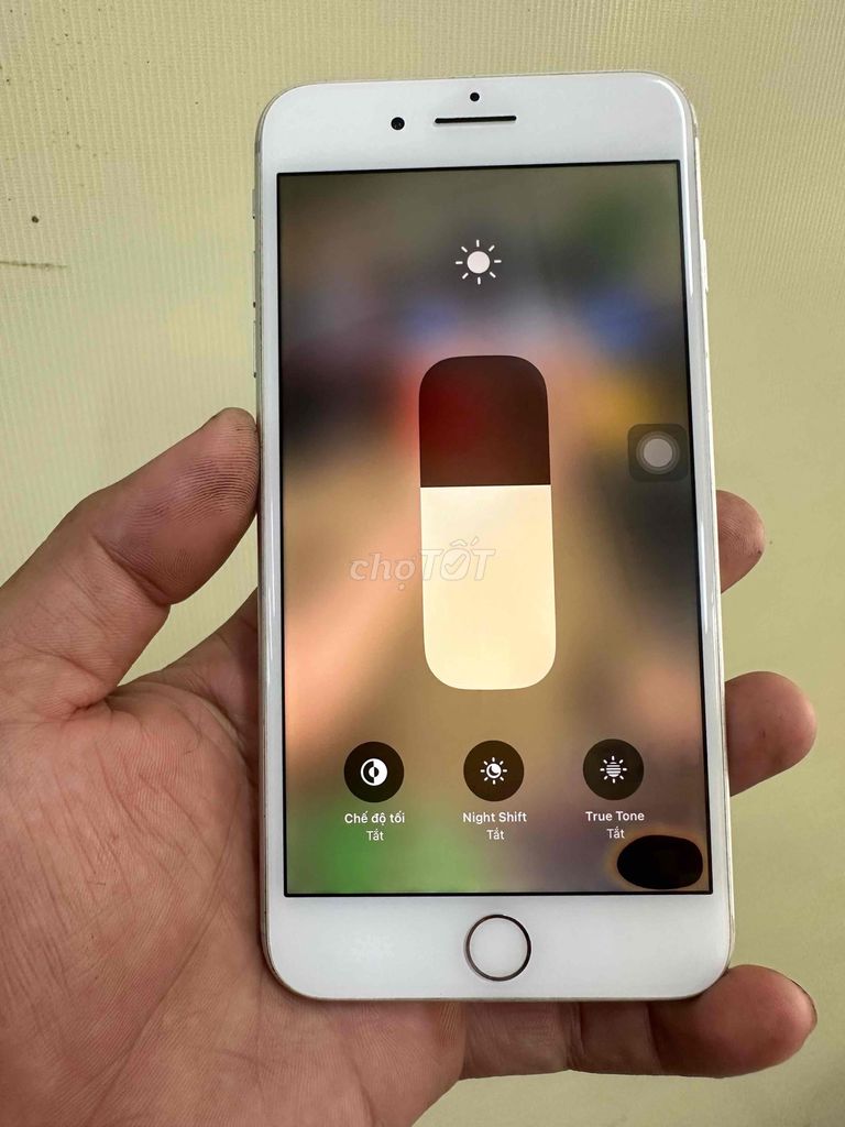 Apple iPhone 8 Plus 64GB Trắng. Mua bán Điện thoại tại Quận Bình Thuỷ Cần Thơ được đăng bởi nguyễn kiệt hình 1