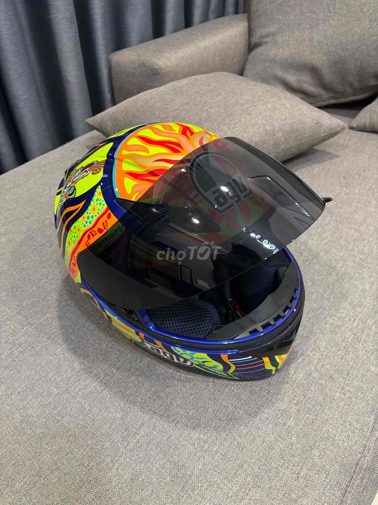 CẦN BÁN NÓN AGV K3 SV TEM ROSSI – GIÁ 2.000.000 VN