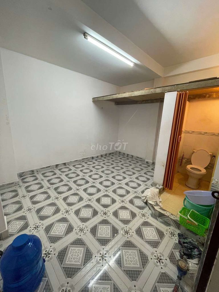 Cho thuê phòng trọ 16m2. Dịch vụ nhà cửa khác tại Quận Gò Vấp Tp Hồ Chí Minh được đăng bởi Chị Linh hình 1