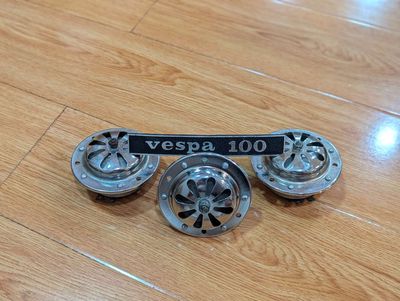 Kèn zin cho Vespa cổ hàng Tây về đẹp hiếm. Mua bán Phụ tùng xe tại Quận 7 Tp Hồ Chí Minh được đăng bởi Nguyễn