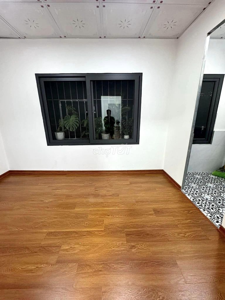 BÁN TẬP THỂ QUỲNH MAI, 100M2, 3 NGỦ, 2.65 TỶ, Ô TÔ ĐỖ CHÂN CẦU THANG