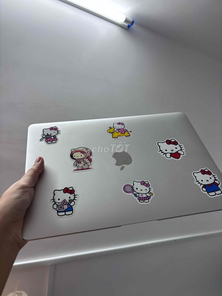 Apple Macbook Air M1 8GB/256GB 13.3 inch. Mua bán Laptop tại Quận Bình Thạnh Tp Hồ Chí Minh được đăng bởi Đỗ Quyên hình 1
