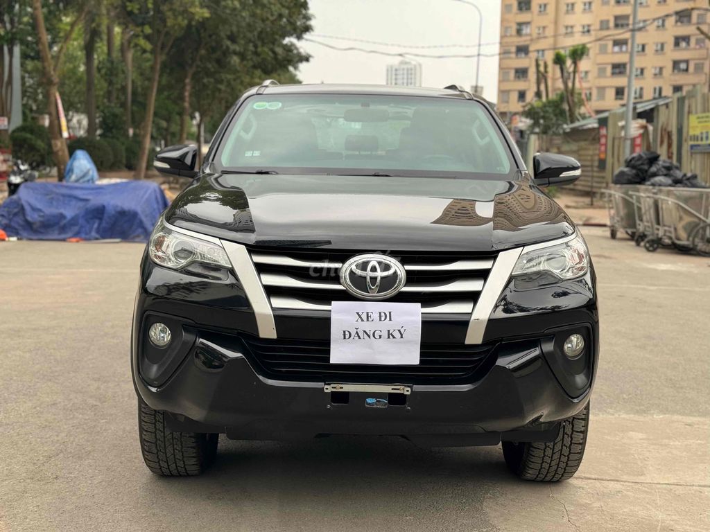 Toyota Fortuner 2017 nhập chạy 9 vạn máy dầu