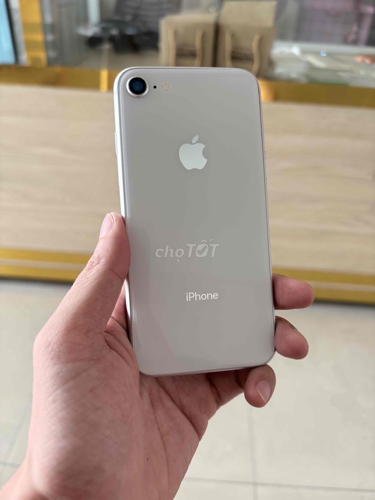 Apple iPhone 8 64GB Bạc Đã sử dụng. Mua bán Điện thoại tại Quận Ninh Kiều Cần Thơ được đăng bởi Điện Thoại Chiến Thắng hình 1