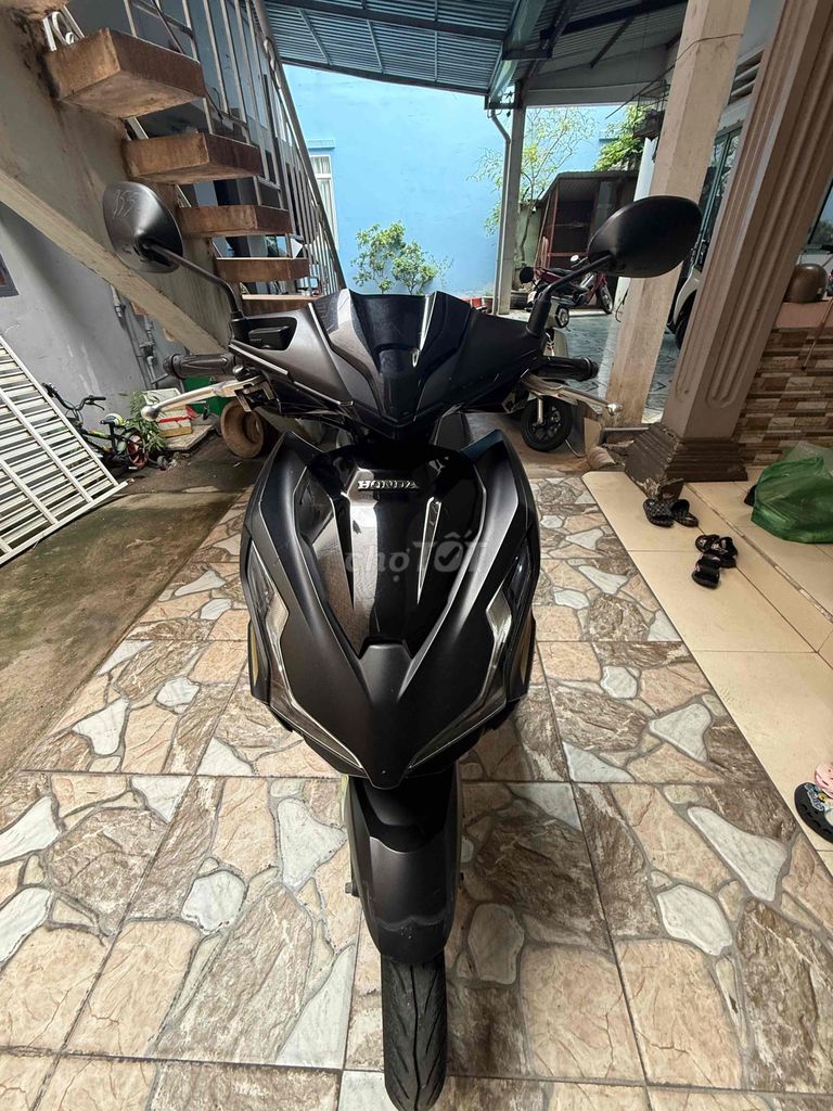 Honda Air Blade 2022 матовый черный