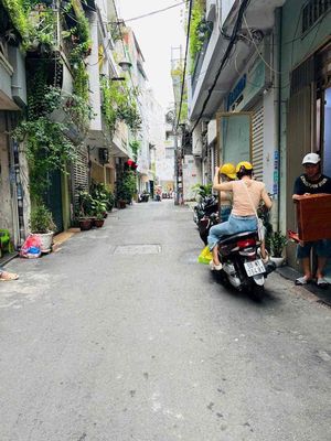 HẺM XE TẢI TÔ HIẾN THÀNH 150 TRIỆU/m2. Mua bán nhà ở tại Quận 10 Tp Hồ Chí Minh được đăng bởi ANH KHANG