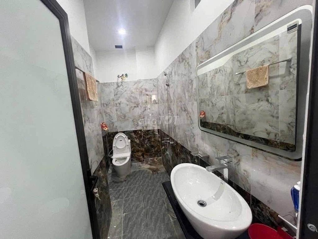 Продажа дома напротив деловой улицы, автомобиля, лифта, 36 м2, 9,8 млрд