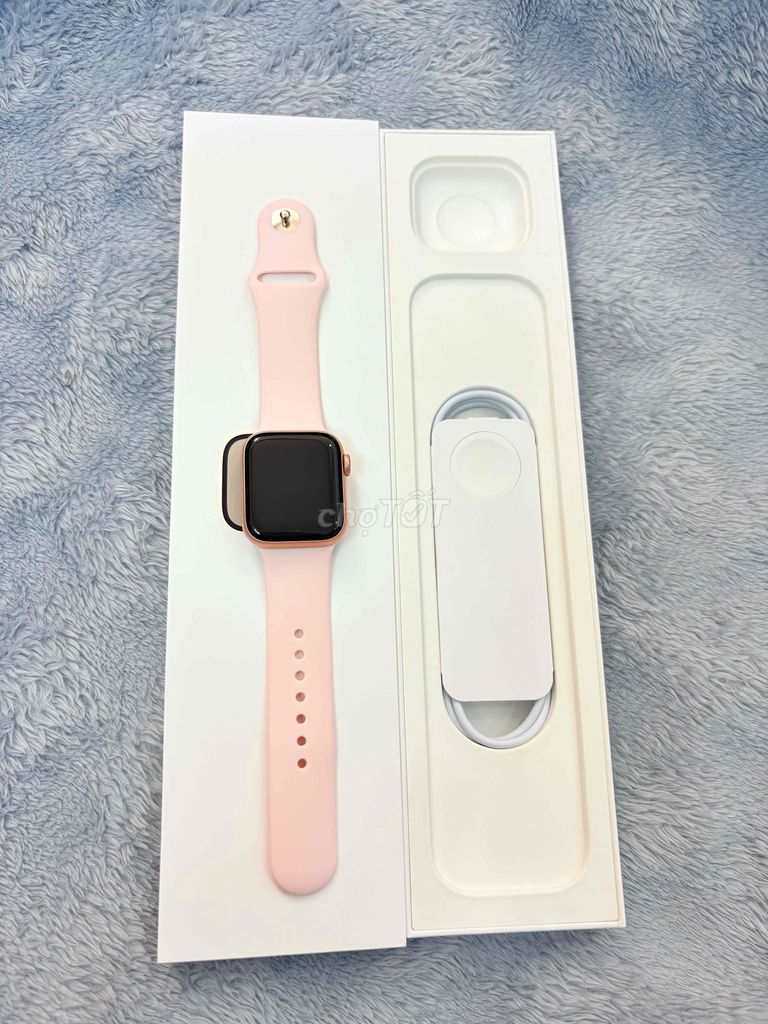 Apple Watch S5 40mm Hồng Nhôm Like New. Mua bán Thiết bị đeo thông minh tại Quận Thanh Xuân Hà Nội được đăng bởi Duy Nguyễn hình 1