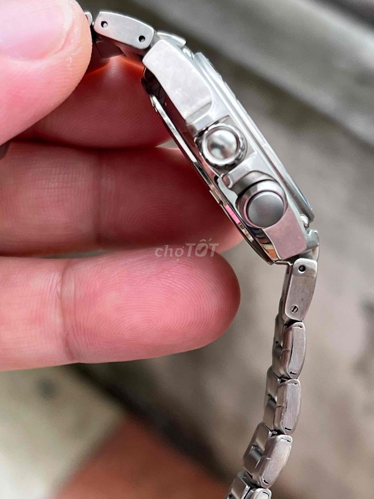 Đồng hồ nam TITANIUM có đèn sáng hai màu. Mua bán Đồng hồ tại Huyện Đông Hưng Thái Bình được đăng bởi Nguyễn Hữu Cường hình 5