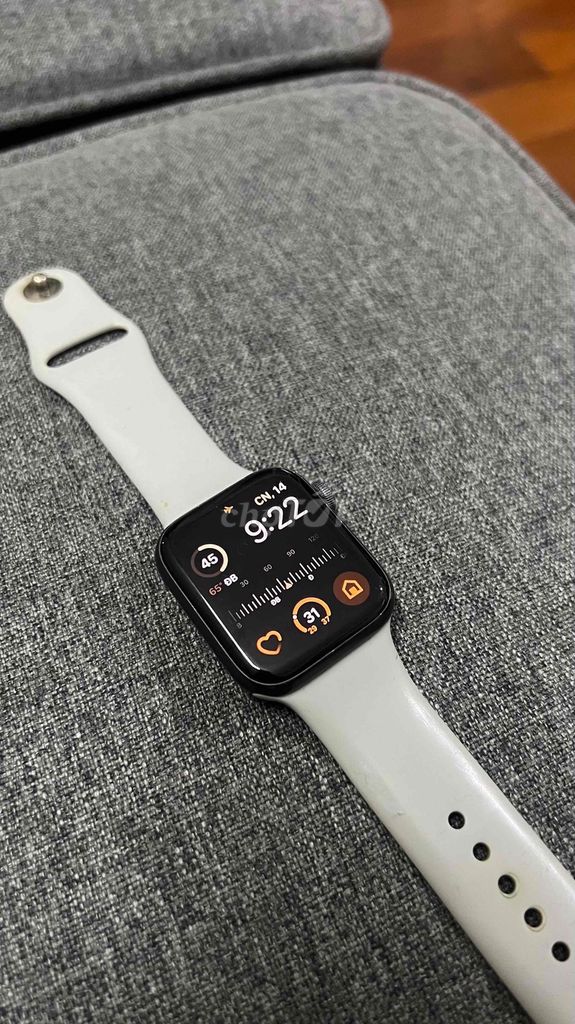 Apple Watch SE 44mm Đen. Mua bán Thiết bị đeo thông minh tại Quận Bắc Từ Liêm Hà Nội được đăng bởi Nguyẽn Tùng Lâm hình 1