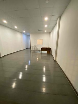 Аренда · 2 комн. · 75 м² · Quận Tân Bình, ул. Đường Vân Côi