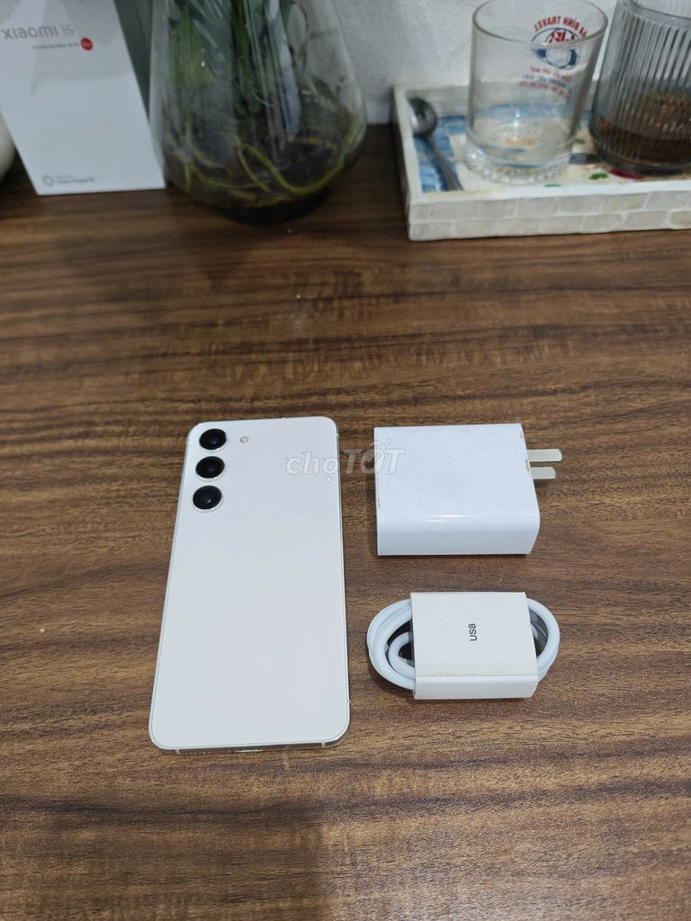 Samsung Galaxy S23 5G 8/128 Vàng 2 sim snap có COD. Mua bán Điện thoại tại Quận Hoàng Mai Hà Nội được đăng bởi Trần Ngọc Hiếu hình 1