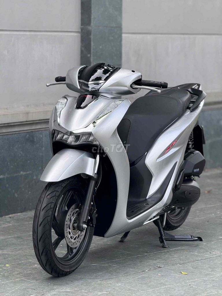 SH 125i ABS 2025 MIX BẠC POSCHE LƯỚT. Mua bán Xe máy tại Thành phố Thủ Đức Tp Hồ Chí Minh được đăng bởi Vũ Vũ hình 1