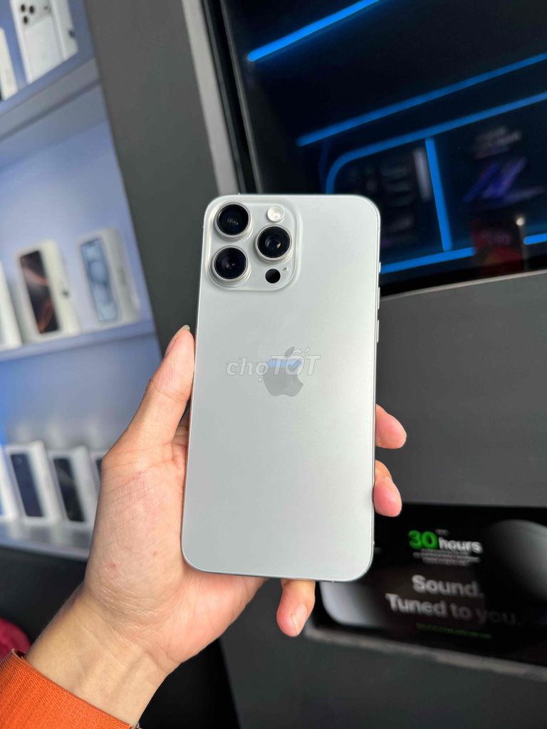 Apple iPhone 15 Pro Max 512GB Bạc 85%. Mua bán Điện thoại tại Thành phố Buôn Ma Thuột Đắk Lắk được đăng bởi Đặng Cường hình 1