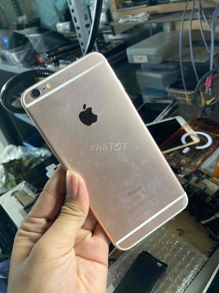 iPhone 6s Plus 32GB Vàng. Mua bán Điện thoại tại Thành phố Buôn Ma Thuột Đắk Lắk được đăng bởi Mèo hình 1