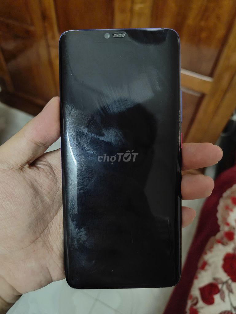 Xác Mate 20 Pro LYA-L29 bản quốc tế 8/256. Mua bán Điện thoại tại Quận Đống Đa Hà Nội được đăng bởi Hiếu hình 1