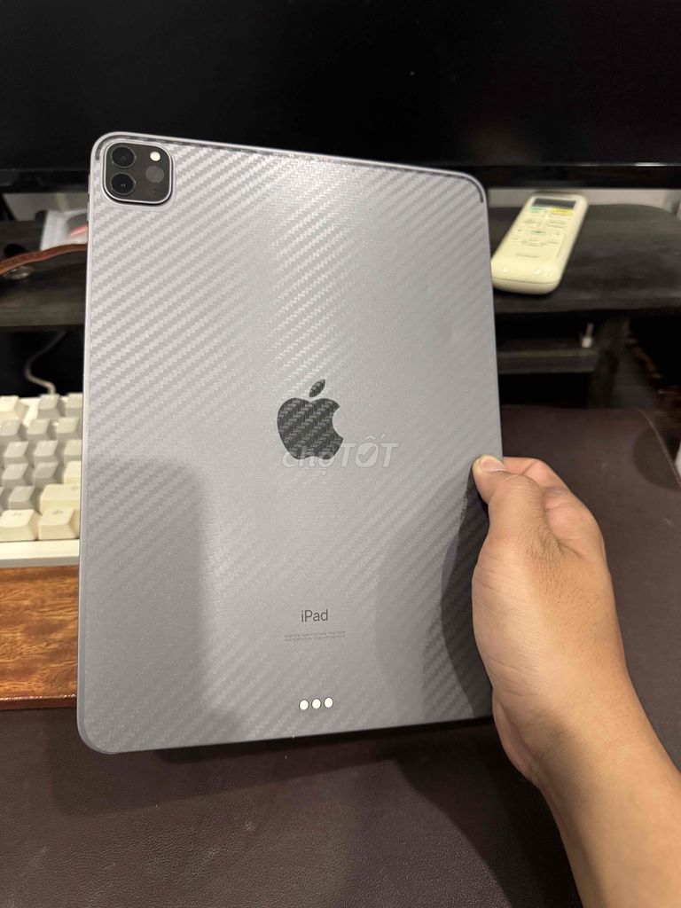 Apple iPad Pro 2020 11 inch 256GB Xám. Mua bán Máy tính bảng tại Quận Sơn Trà Đà Nẵng được đăng bởi Phan Bin hình 1