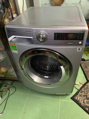 Máy giặt Electrolux 9kg inverter còn mới