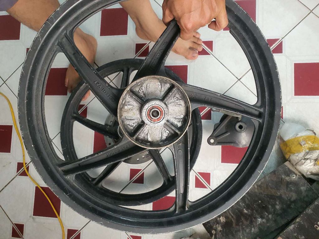 Cặp bánh mâm đĩa lõm gắn future neo kim, future 2. Mua bán Phụ tùng xe tại Quận Ninh Kiều Cần Thơ được đăng bởi Lê Thành Phát  hình 5