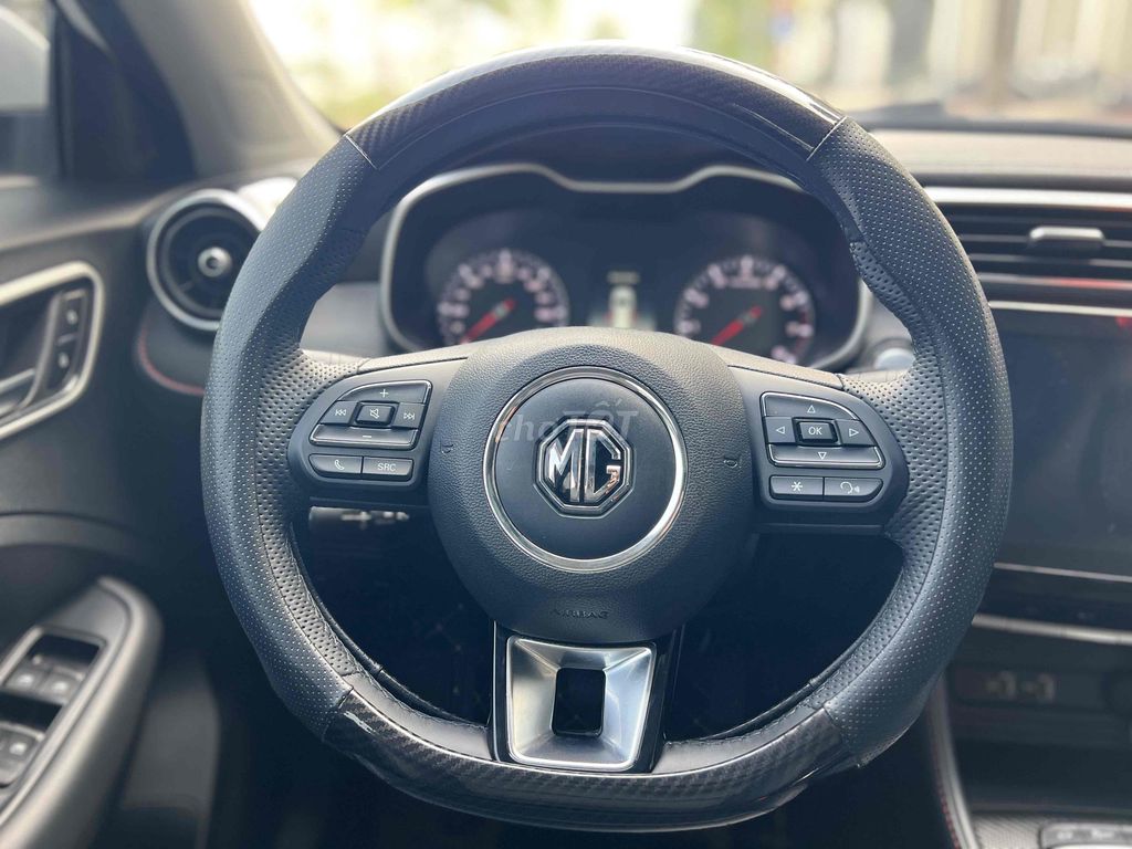 MG ZS sản xuất 2024 sơn zin cả xe siêu mới. Mua bán Ô tô tại Quận Cầu Giấy Hà Nội được đăng bởi Nam HQ Auto hình 11