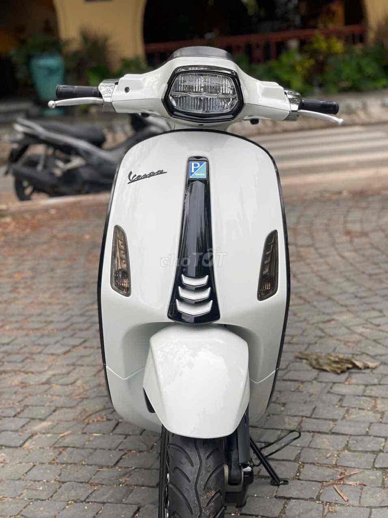Vespa trắng 2020 phanh abs. Mua bán Xe máy tại Quận Thanh Khê Đà Nẵng được đăng bởi Long hình 2