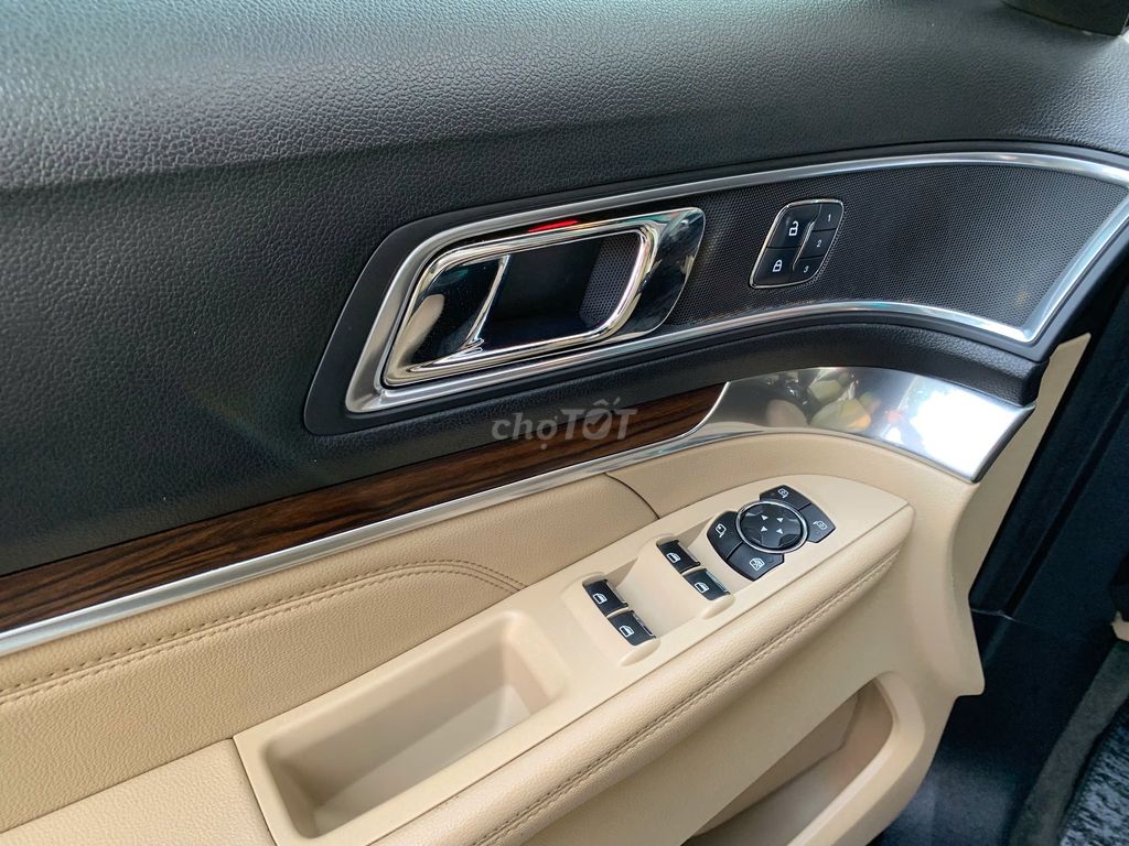 Ford Explorer Limited 2.3L EcoBoost 2017 đk 2018. Mua bán Ô tô tại Quận Long Biên Hà Nội được đăng bởi AUTO TÂN HƯNG THỊNH hình 7