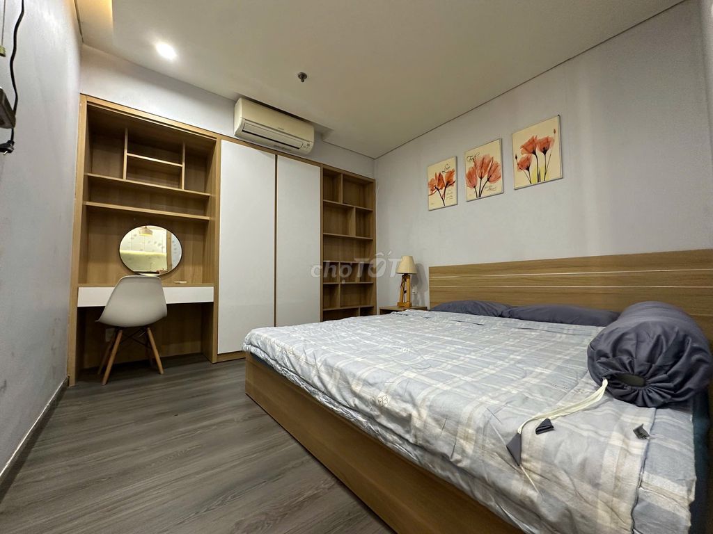 River-view 2-bedroom apartment in Fhome near the Hàn river — photo 9