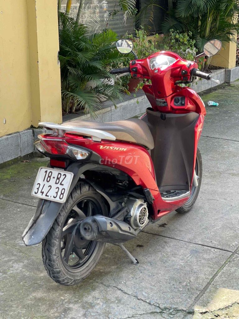 Vision 2019 smartkey đẹp, máy êm thì thẩm bao vọt. Mua bán Xe máy tại Quận 8 Tp Hồ Chí Minh được đăng bởi Quân  hình 6